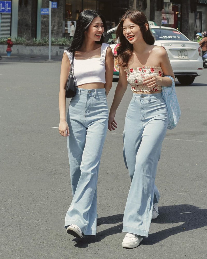 Quần jean ống rộng