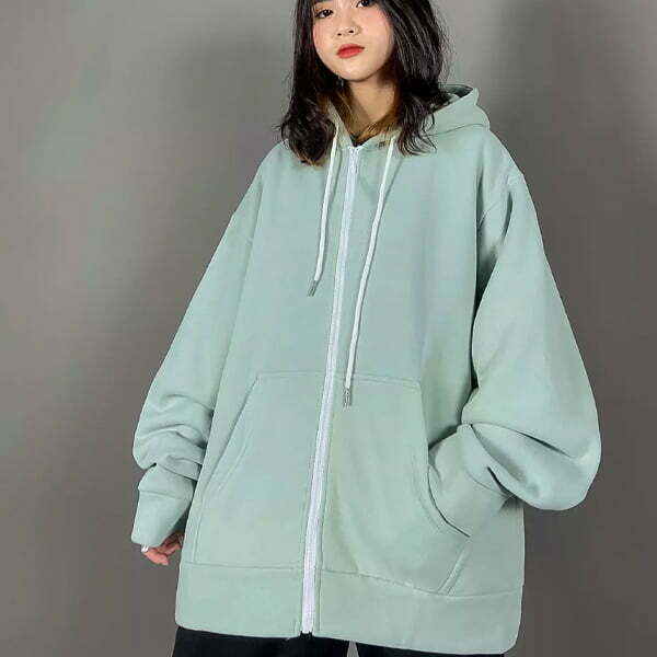 Áo hoodie zip như một chiếc áo khoác có may khóa kéo