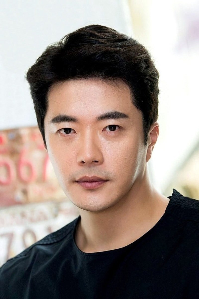 Kwon Sang Woo