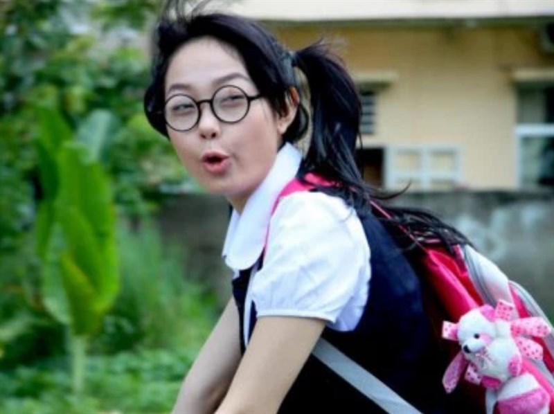 An - cô nữ sinh hậu đậu