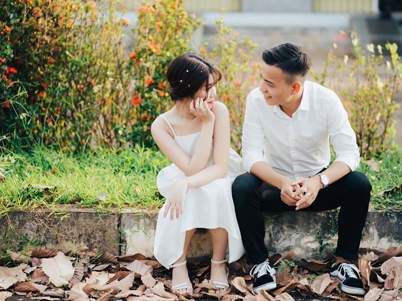 Không nên cố chấp theo đuổi mù quáng một người