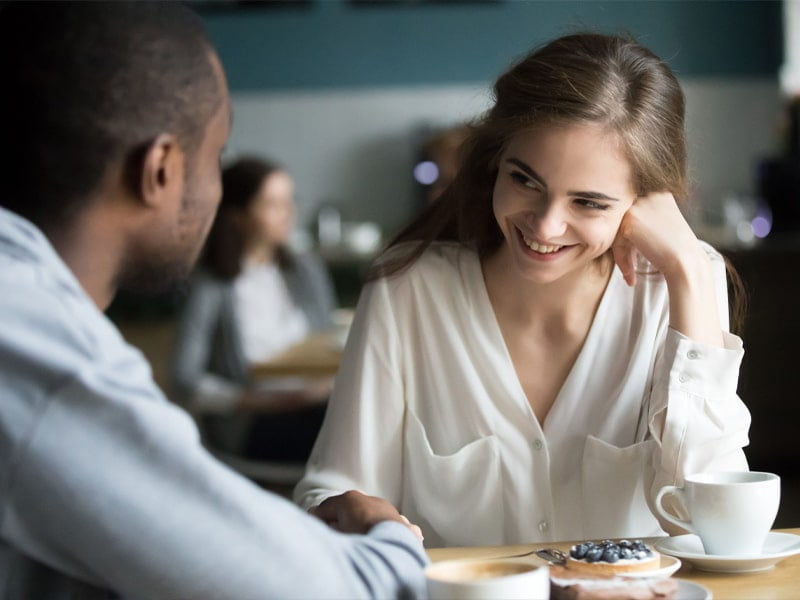 Sự mong ngóng, đợi chờ là biểu hiện của tình cảm đơn phương
