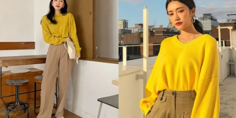 Áo vàng với quần màu nâu gỗ