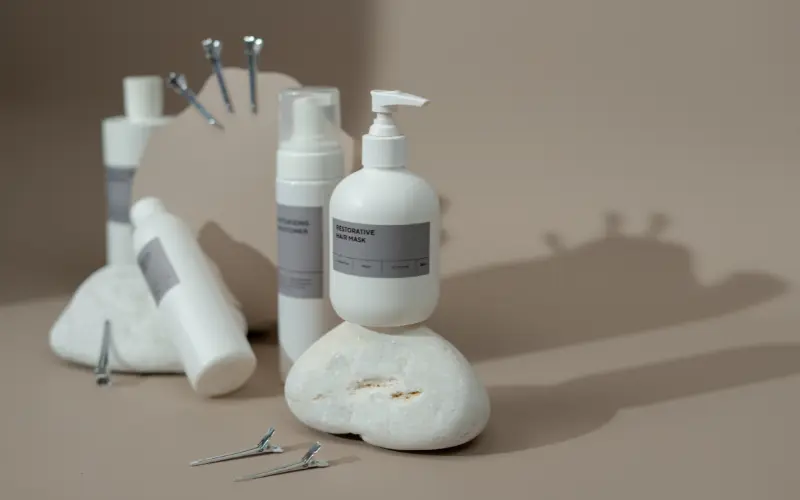 Tránh dùng sản phẩm chứa Silicone