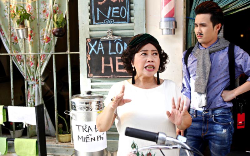 Một phân cảnh trò chuyện thú vị giữa các nhân vật trong phim
