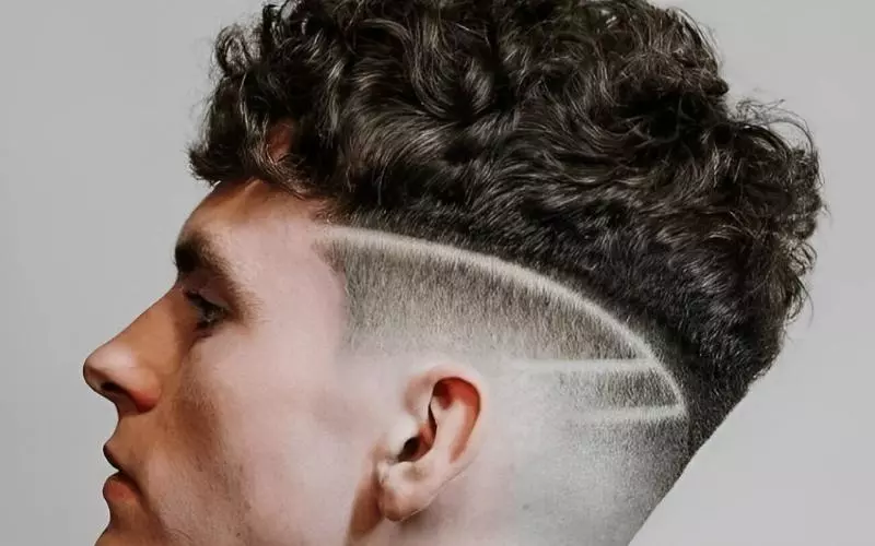 Xu hướng để tóc Mohican textured đang ngày càng gây bão trong ngành công nghiệp tóc
