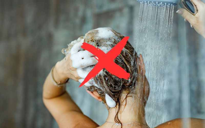 Không gội đầu quá nhiều lần