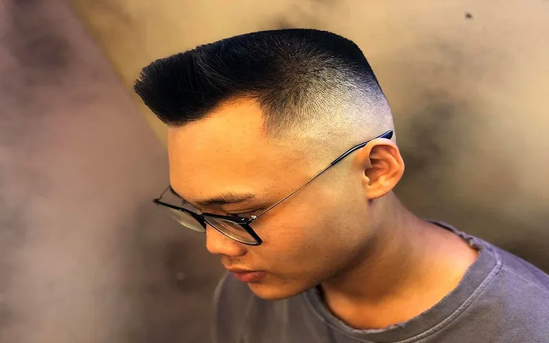Kiểu tóc Flattop Buzz Cut cũng khá phổ biến với nam giới thiện nay