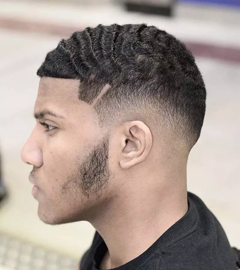 Buzz Cut sóng gợn nhỏ là kiểu tóc kết cầu hình dạng như lớp sóng gợn nhấp nhô